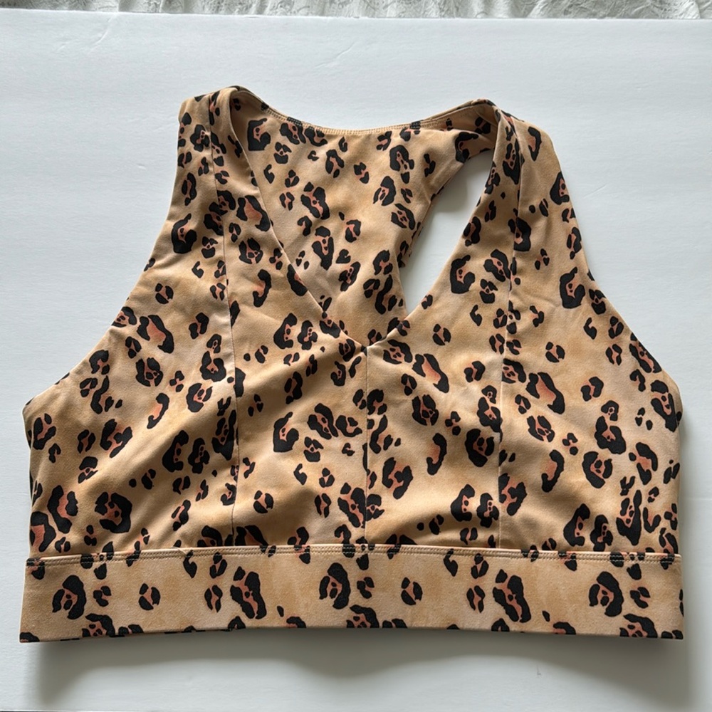 Fabletics Sports Bra size XL - cheetah print